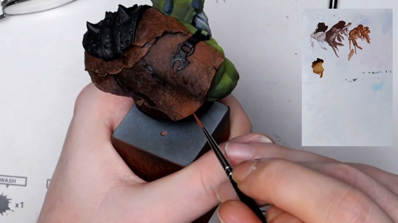 How to paint LEATHER and TEXTURES on a miniature bust - By Erik Swinson