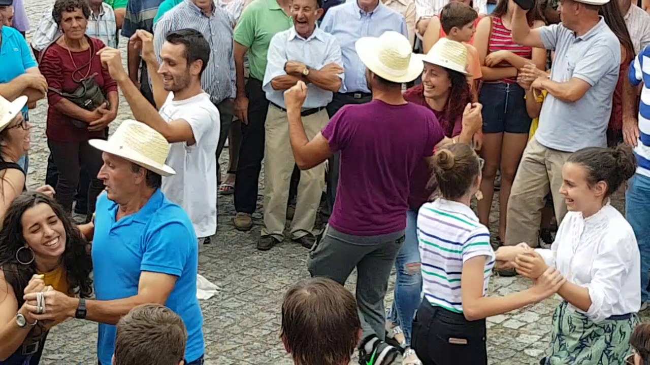 A Diana  também  dançou  na Feira de Padornelo 2018 PAREDES DE COURA