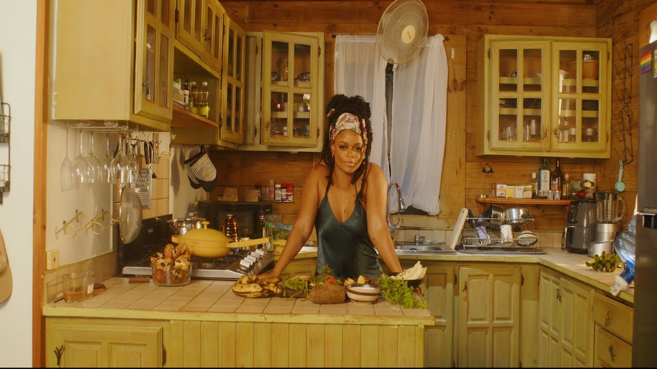 Lila Ik&eacute; Ft. Joey Bada$$ - Fry Plantain (Official Video)