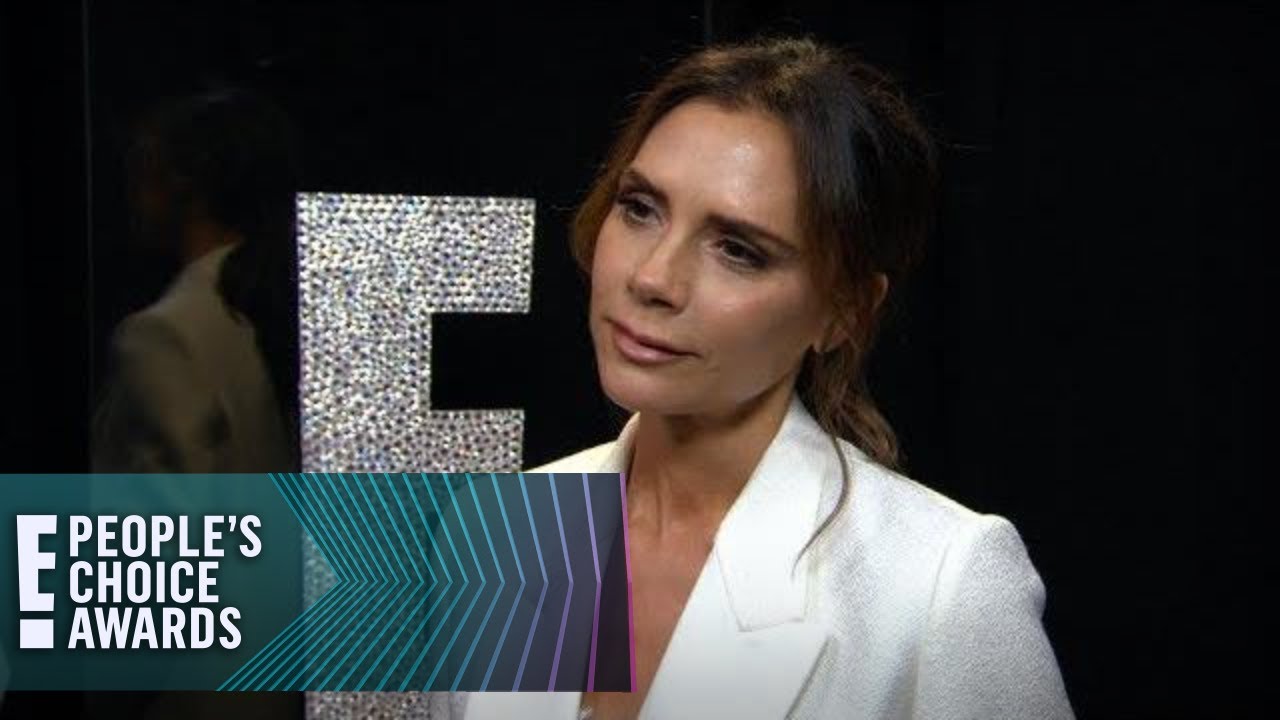 Victoria Beckham Celebrating PCAs Win With Wine & Eva Longoria | E! People's Choice Awards