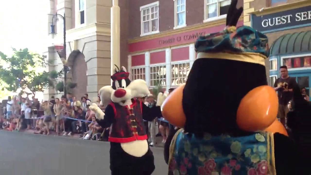 Movie world all star parade