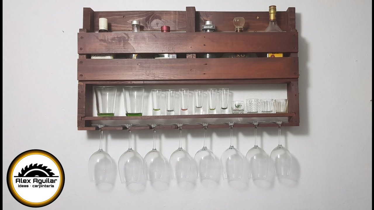 Botellero de pared hecho con Palet