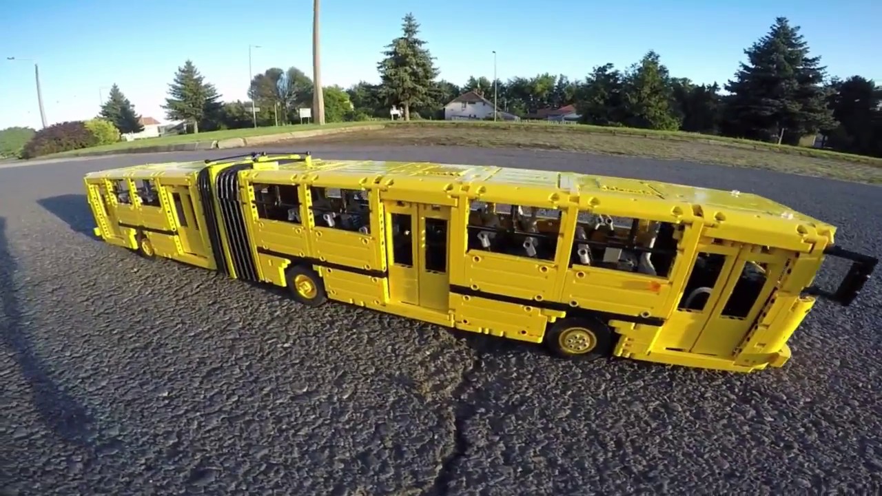 Lego Technic Ikarus 280 articulated motorized RC Model Bus