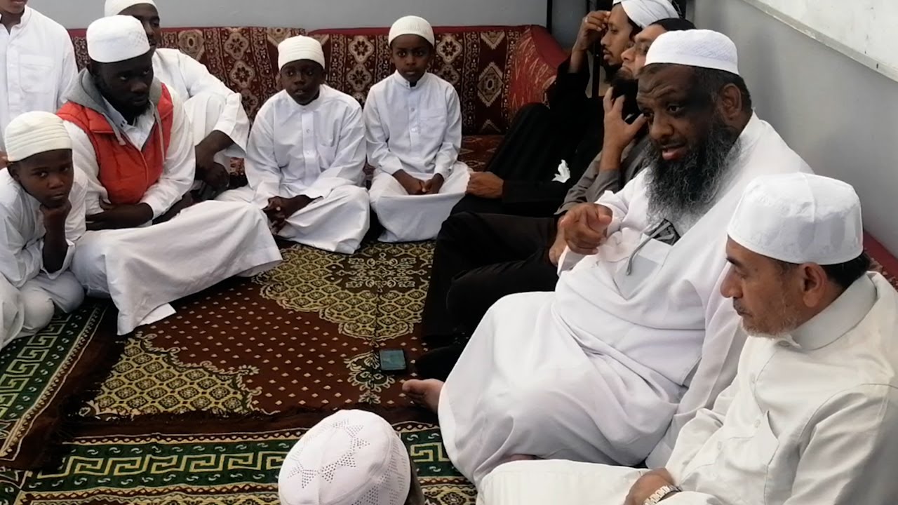 Mufti |Taha Karaan addressed the students of the An Nur Educational Centre 1month before his passing