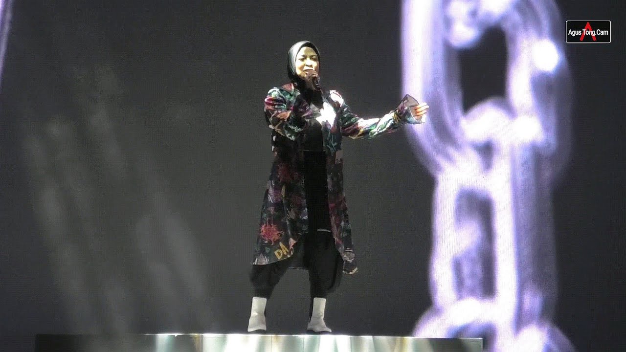 Nyalakan Api (Nike Ardila) Tantri Kotak - At Synchronize Fest 2024