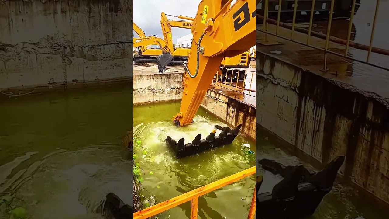 Bucket self cleaning process- Good tools and machinery make work easy