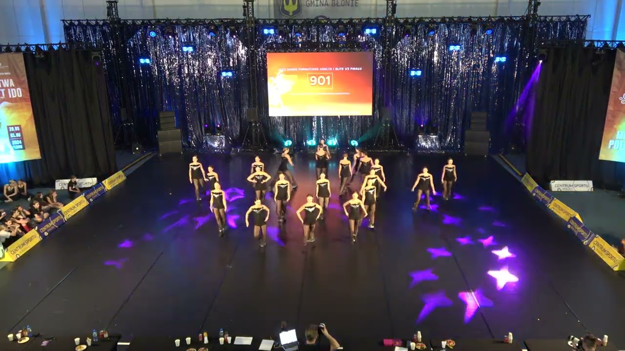 J Team, Egurrola Dance Studio
