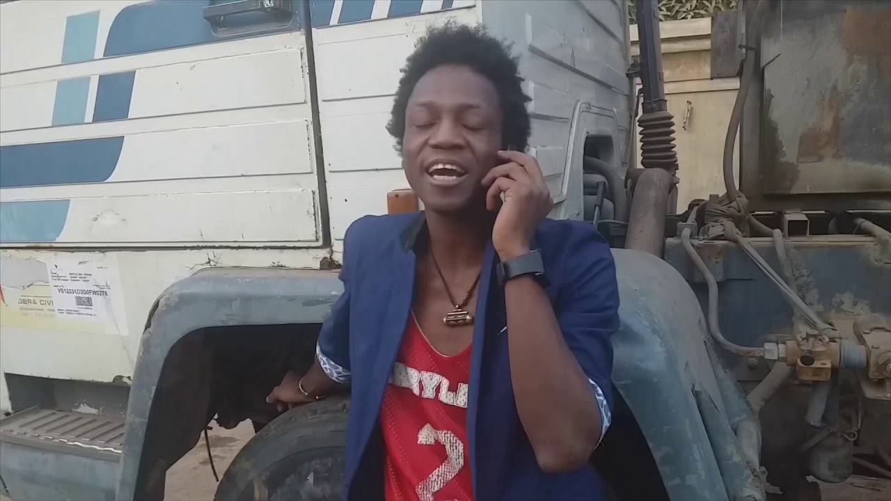 Koman diabate présente Bamody le Mythomane dans Gifle rdv le lendemain de la fête au palais