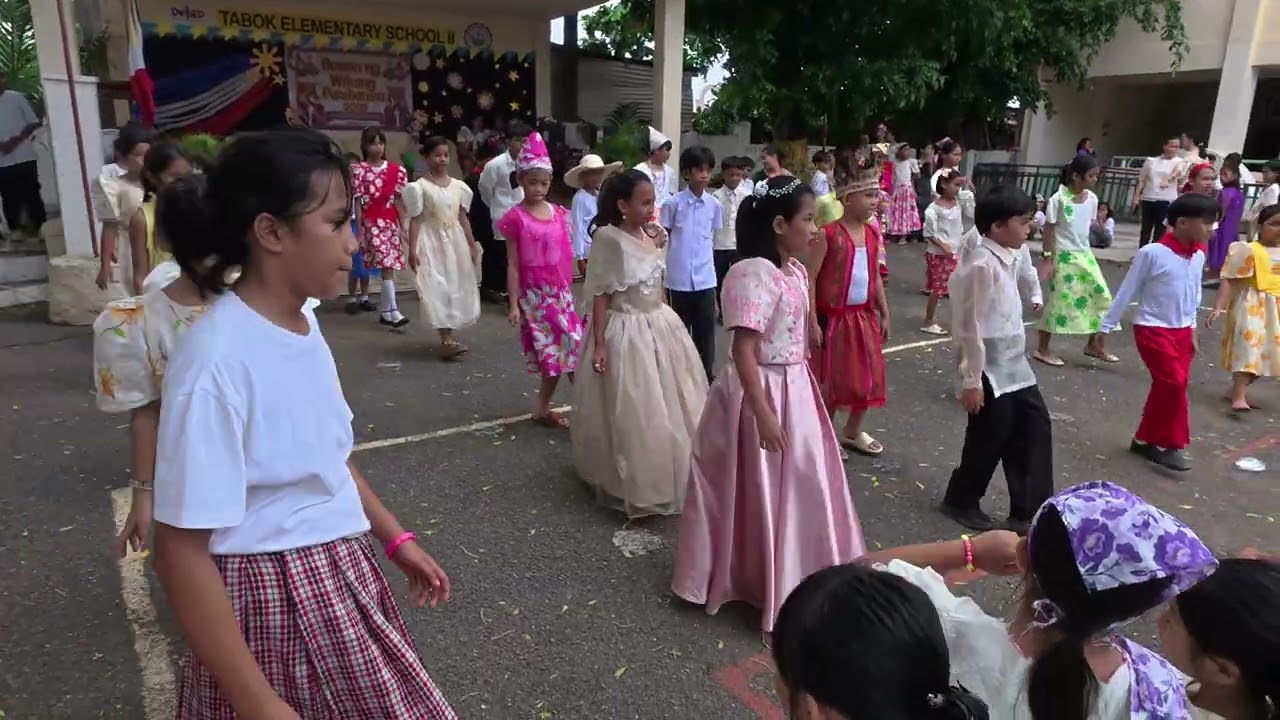 Big Giant - buwan ng wika dance performance