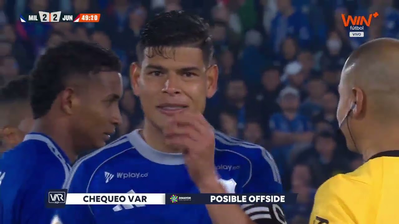 ⚽🔵 ¡Posición adelantada y no hay gol de Millonarios! ¡Respira Junior!  #LALIGAxWIN
