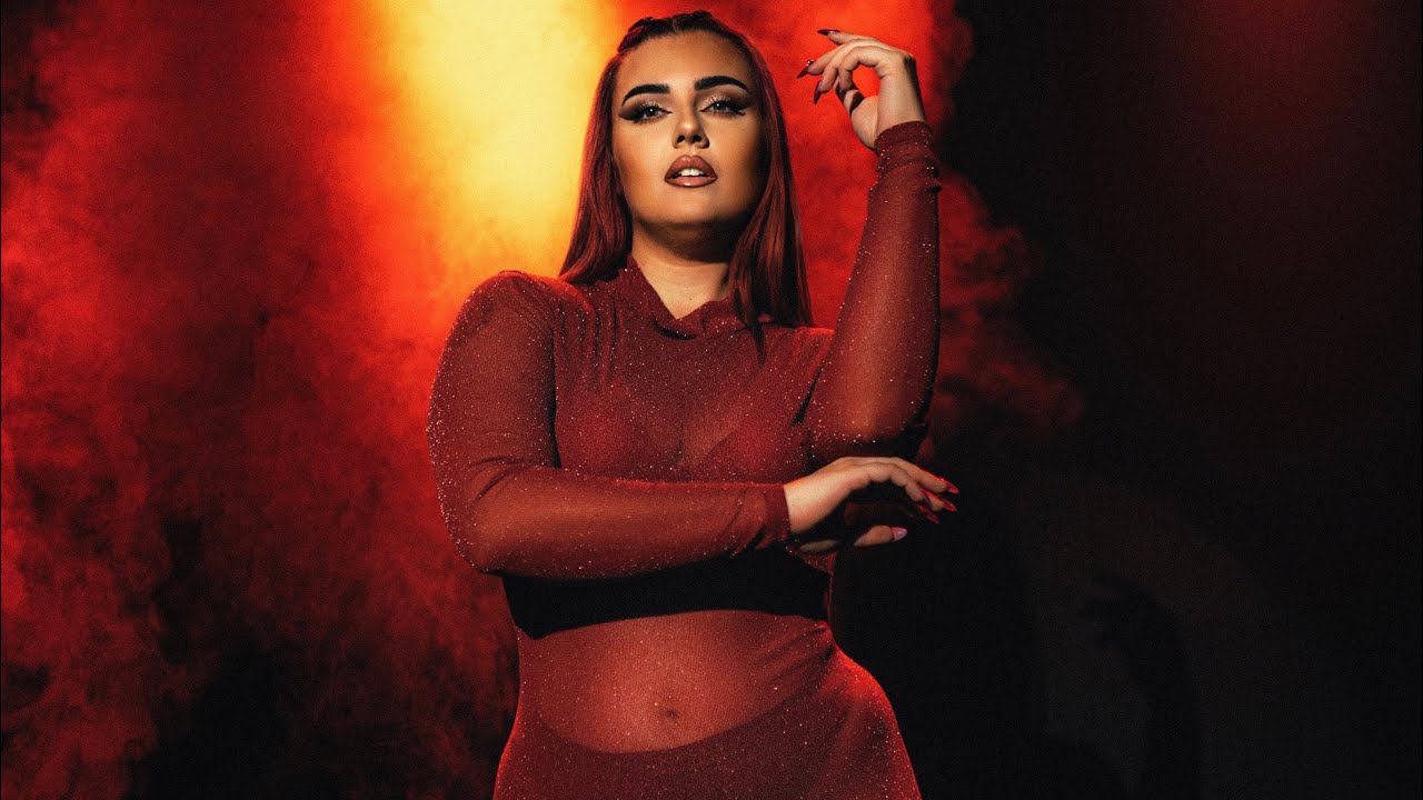 Monica Naranjo - Desátame - (Paula Muñoz)