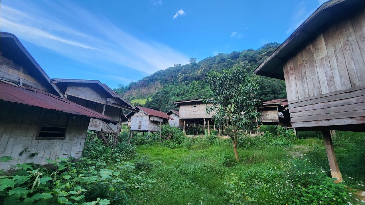 ໝູ່ບ້ານຮ້າງກາງຫຸບເຂົາ//หมู่บ้านกลางหุบเขา ep 2 Dong Una