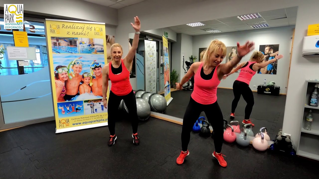 Trening cardio z elementami tańca