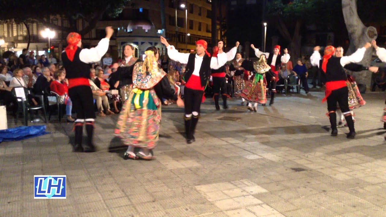 GRUPO DANZA DOÑA URRACA DE ZAMORA  POR LUIS HERNÁNDEZ