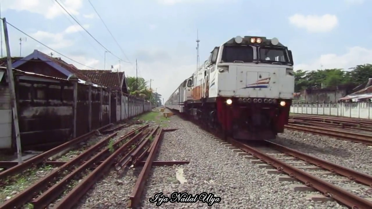 10 Kereta Api Raja Super Ngebut