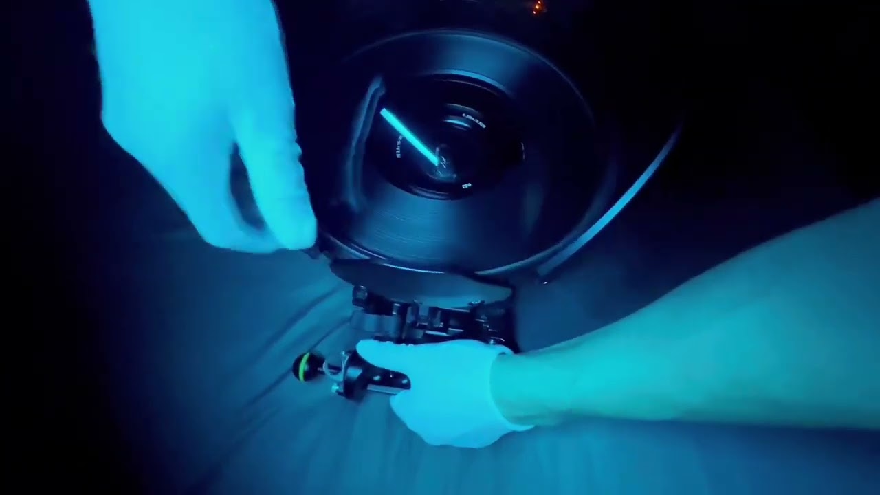 unboxing video of MARELUX UW camera housing MX-A7IV