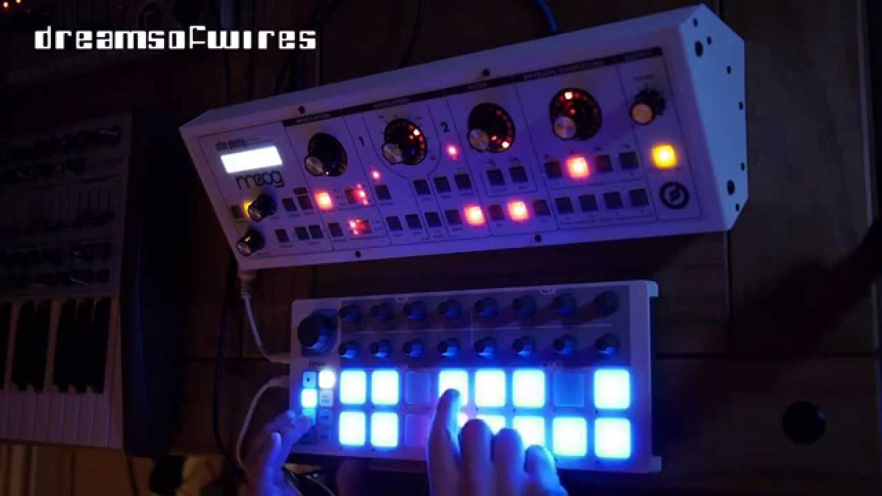 DreamsOfWires - Moog Slim Phatty & Arturia Beatstep