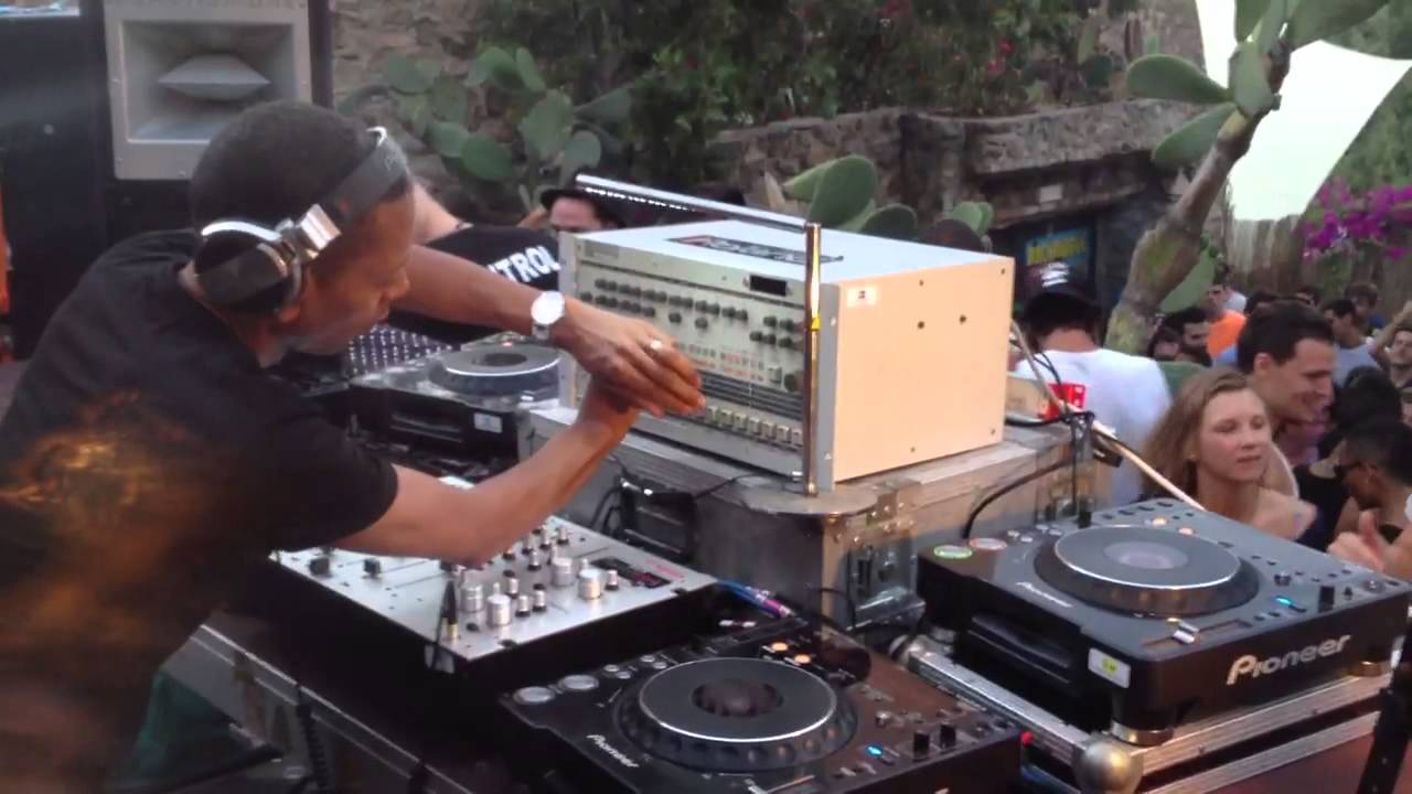 Jeff Mills @ Rachdingue (esp) (2013)