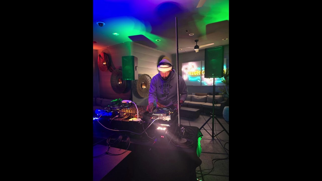 ZeRowe'd In Radio Episode 3 (Afro House Vibes)