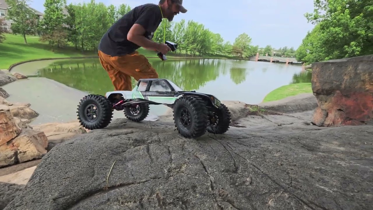 New rig to my channel,Lawless 2.0 Smooth Criminal lcg chassis.