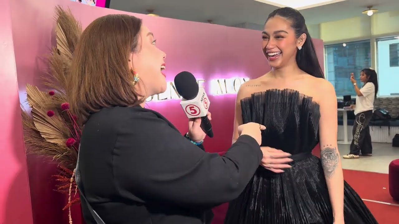 MOVE OVER! THERE IS A NEW FASHIONISTA! ZEINAB HARAKE RARAMPA SA PARIS FASHION WEEK!