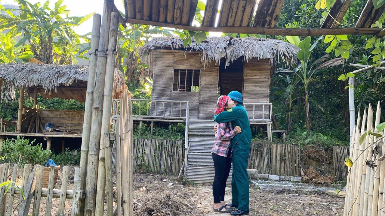 touching story: a policeman and a single mother fall in love.