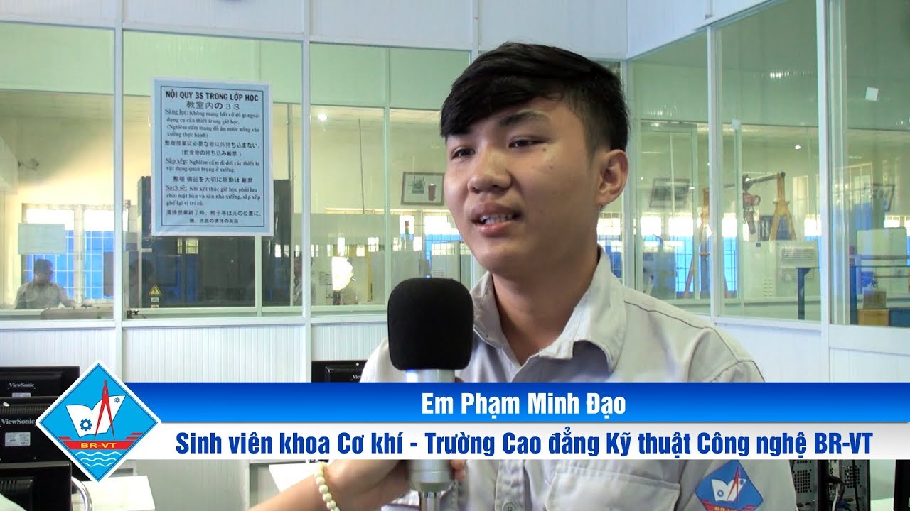 Sinh vi&ecirc;n BCTECH chuẩn bị tham gia Đại hội Con quay Koma Taisen tại TP.HCM năm 2017