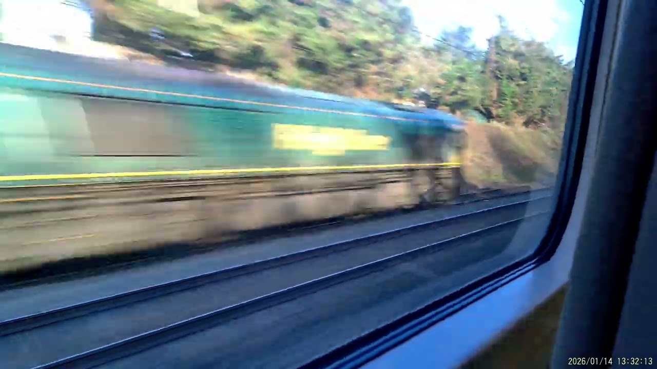 Ride from Old Oak Common to Reading on board GWR IET