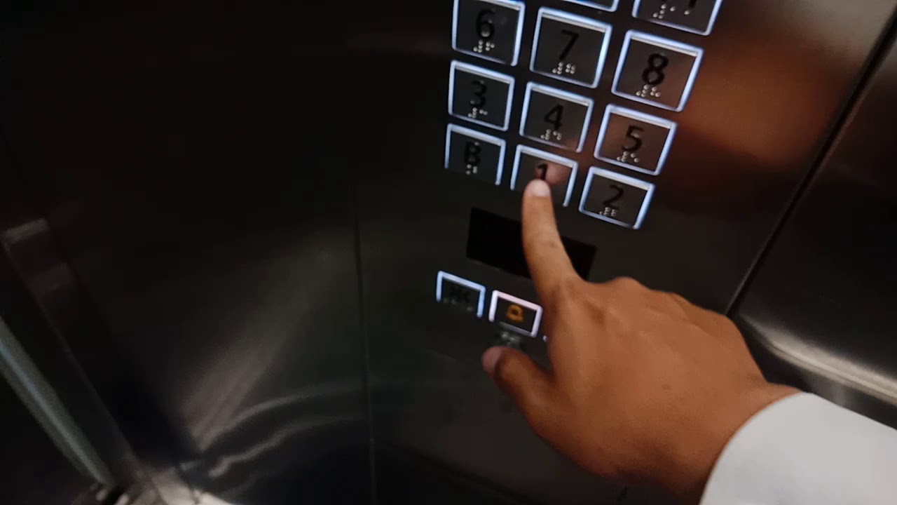 [ROUND 3] Schindler 5500 talking service Elevator : Chonprathan Hospital (PCMC Tower)