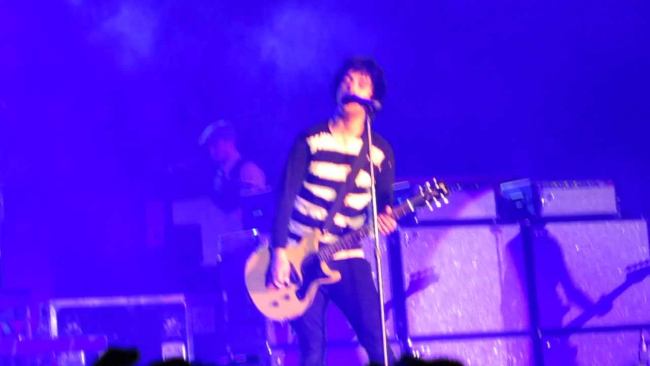 Green Day - Boulevard of Broken Dreams HD (Live in Belgrade - May 27, 2013)