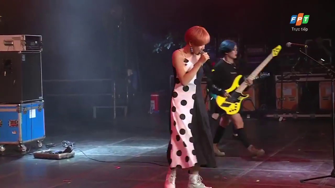 WINDRUNNER NEW SONG 2019 live at Hozo Music Festival