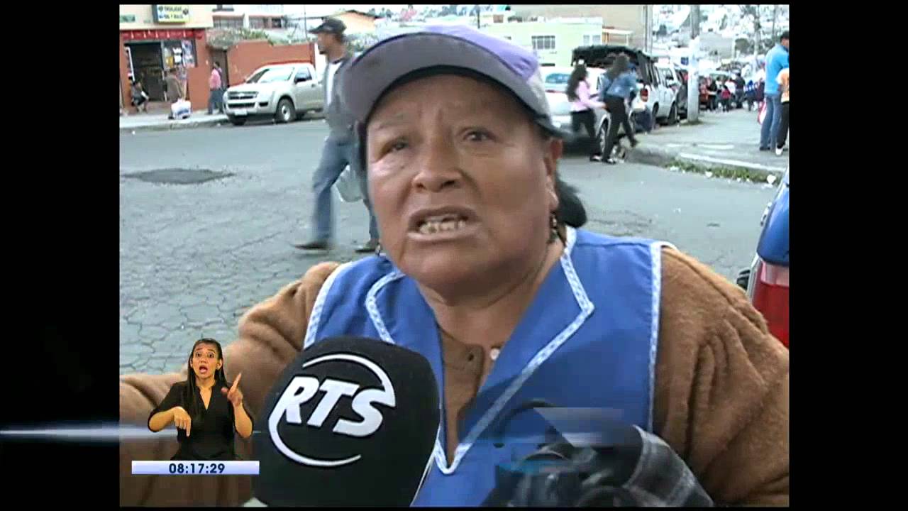 Vecinos de La Ofelia denuncian excesiva cantidad de vendedores ambulantes en e lugar