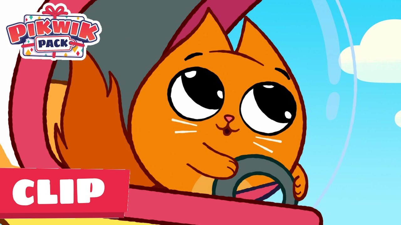 Hazel Gets Distracted 🎁✨  Pikwik Pack | New Episodes on Disney Junior