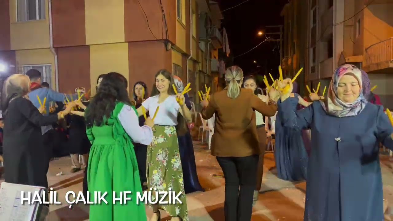 Eskişehir Şarhöyük Mahallesi düğünden kaşık havası oyunu