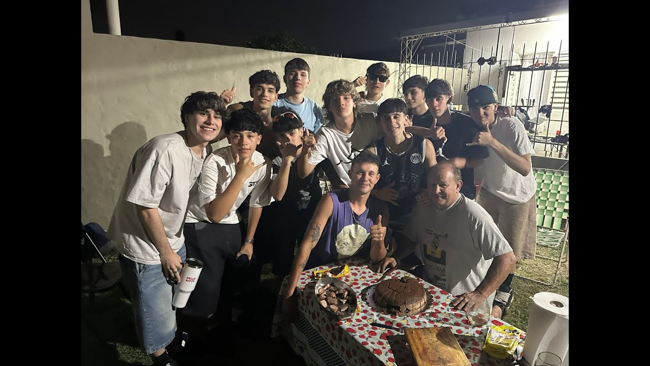 ASADO Y CHARLA CON LOS CHICOS