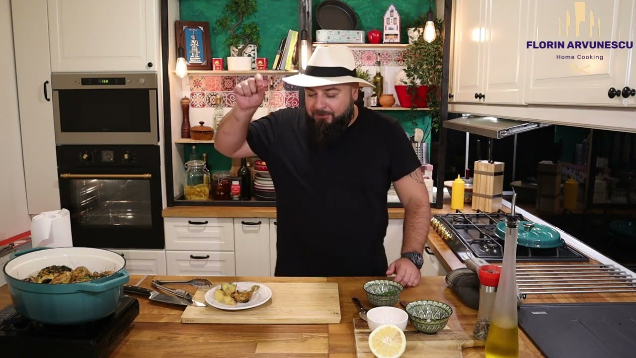 Pui Coquelet / Cocosel la Cuptor cu Cartofi, Lamaie si Usturoi - Florin Arvunescu