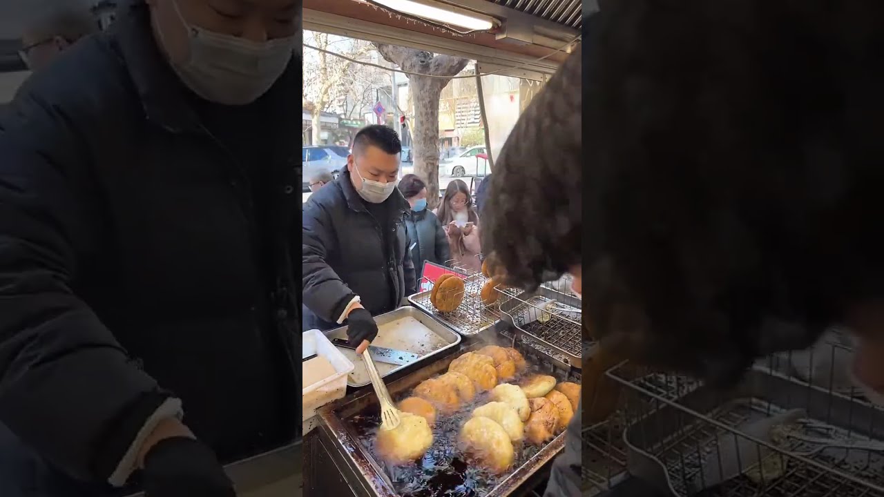 Make Money Selling Scallion Pancakes at a Street Stall!