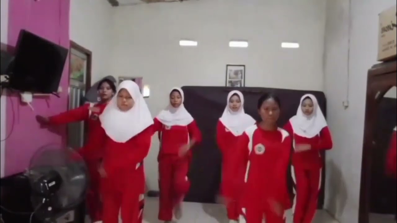 senam mentari pagi – tugas pjok kelompok smp dr soetomo surabaya
