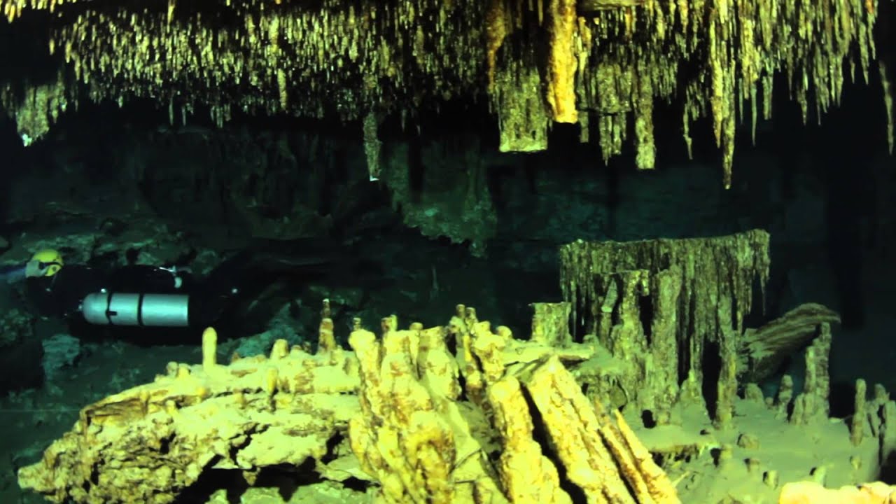 Cave Diving Sidemount training in Mexico