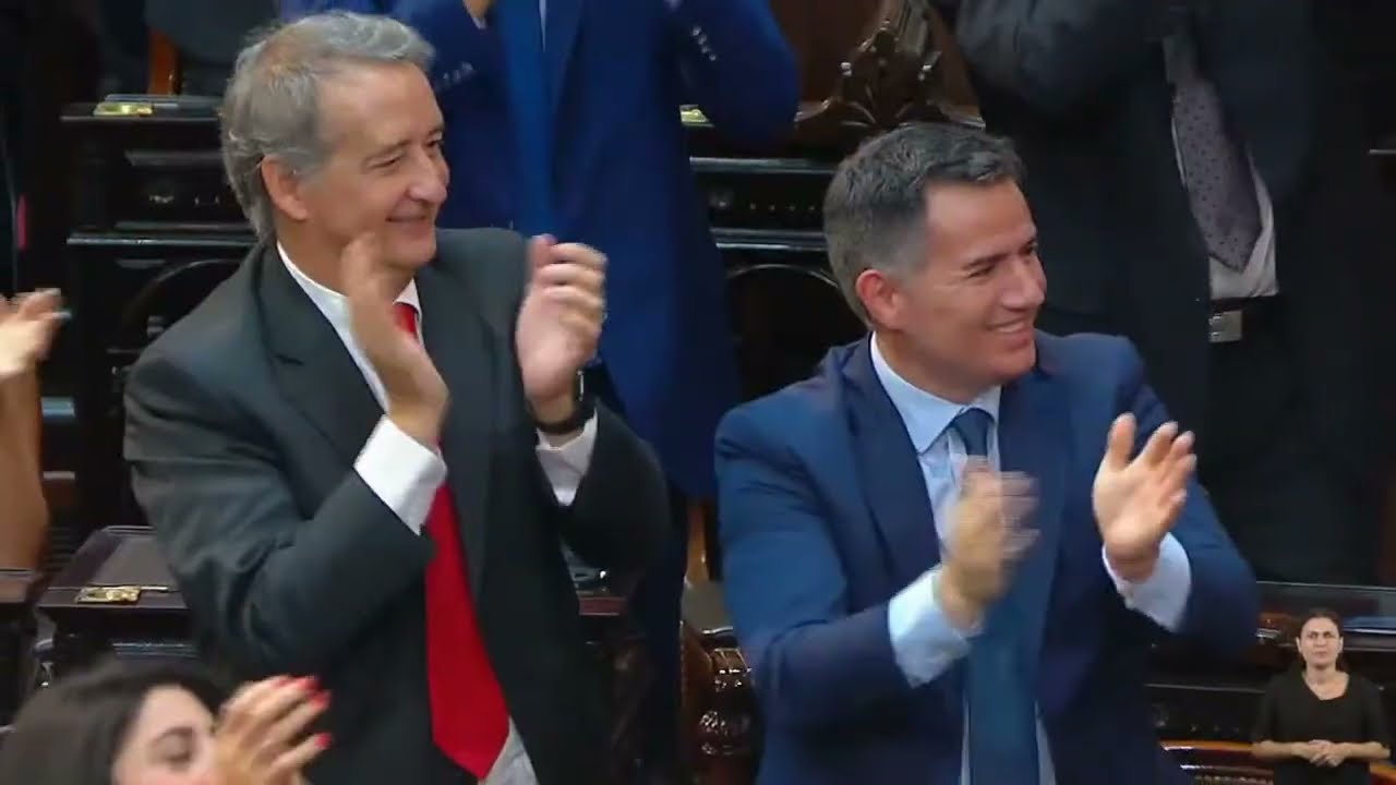 El agradecimiento de Milei a los Ministros:Caputo, Bullrich, Pettovello, Petri, Adorni, Sturzenegger