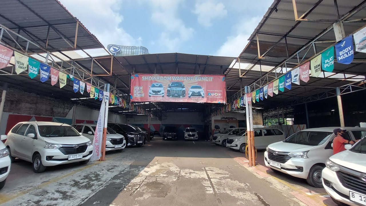 Mobil ex taxi Harga Dari PT.Bluebird Pusat.