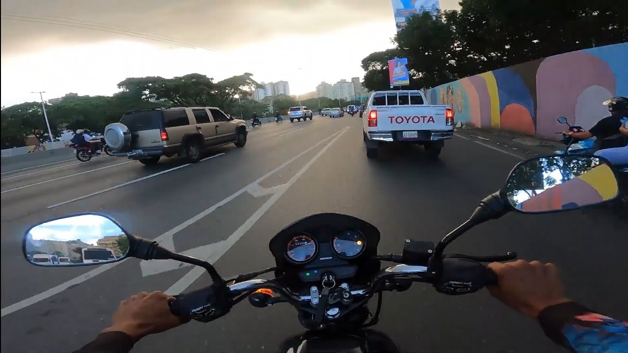 Bajaj Boxer 150X - Prueba de Manejo en Autopista - TESTDRIVE