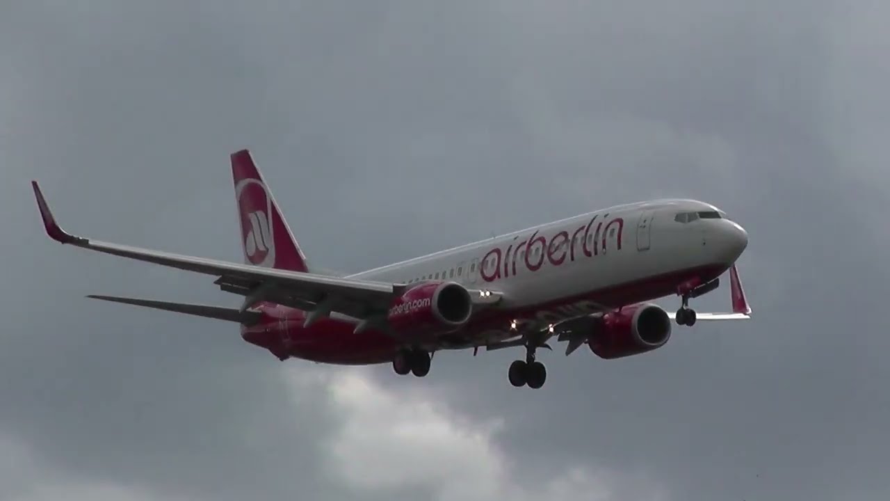 Throwback! Air Berlin Boeing 737-86J D-ABML Landing at Berlin Airport