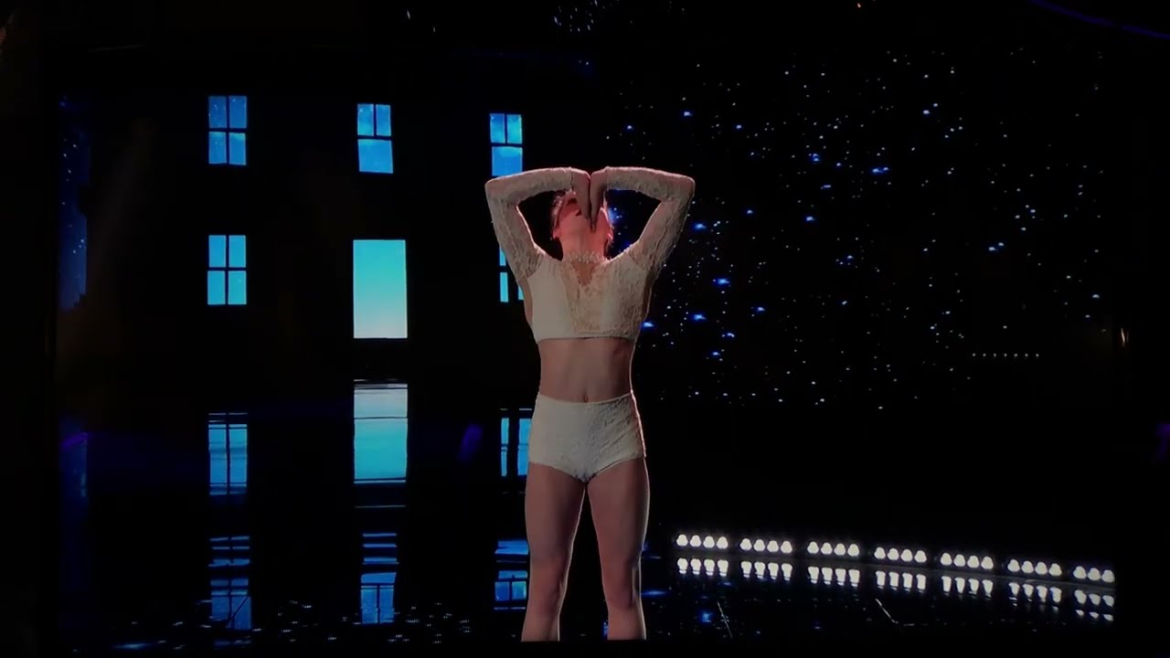 Eva Igo - Praying (World of Dance)