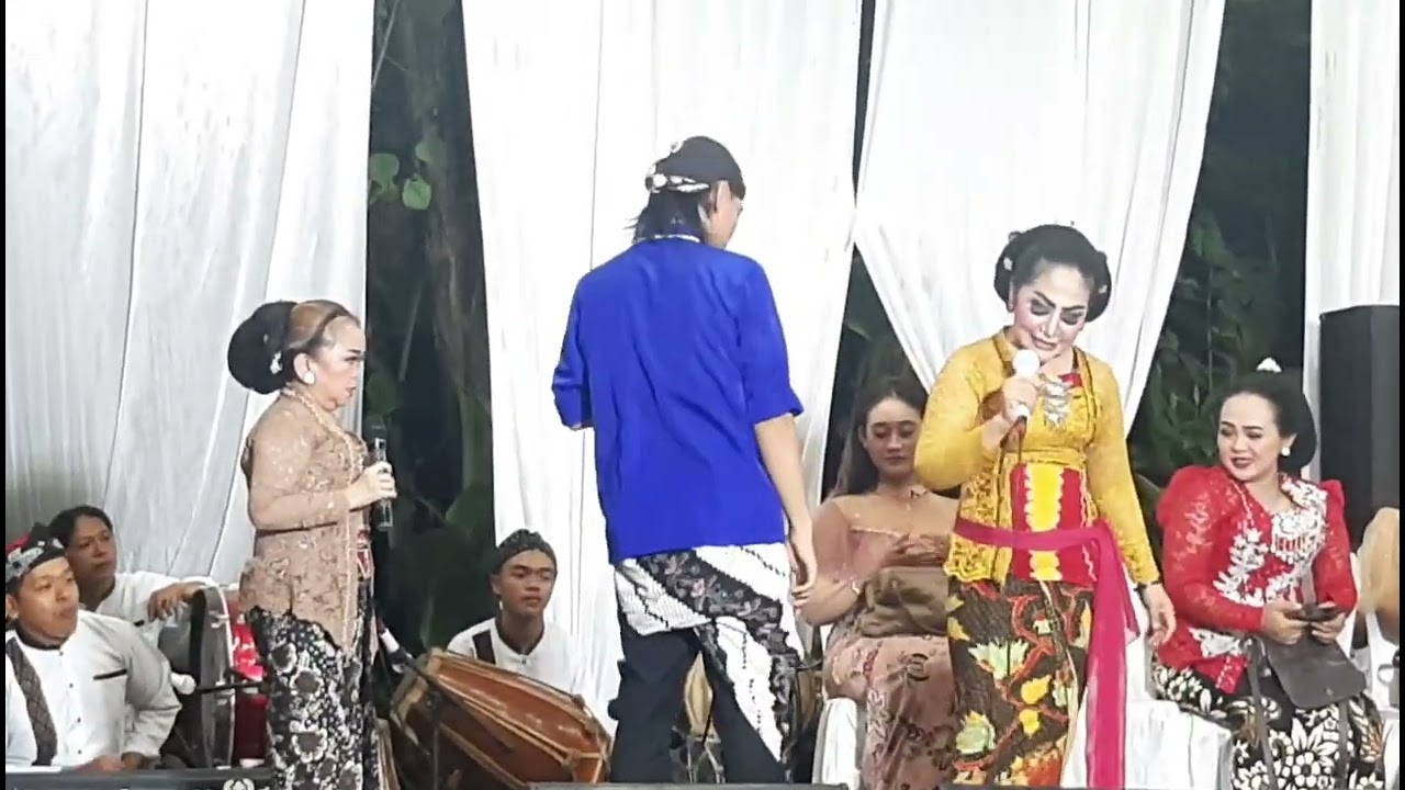 CIBLEK IKUT CAMPUR SARI BERSAMA LENGGER ADMINAH