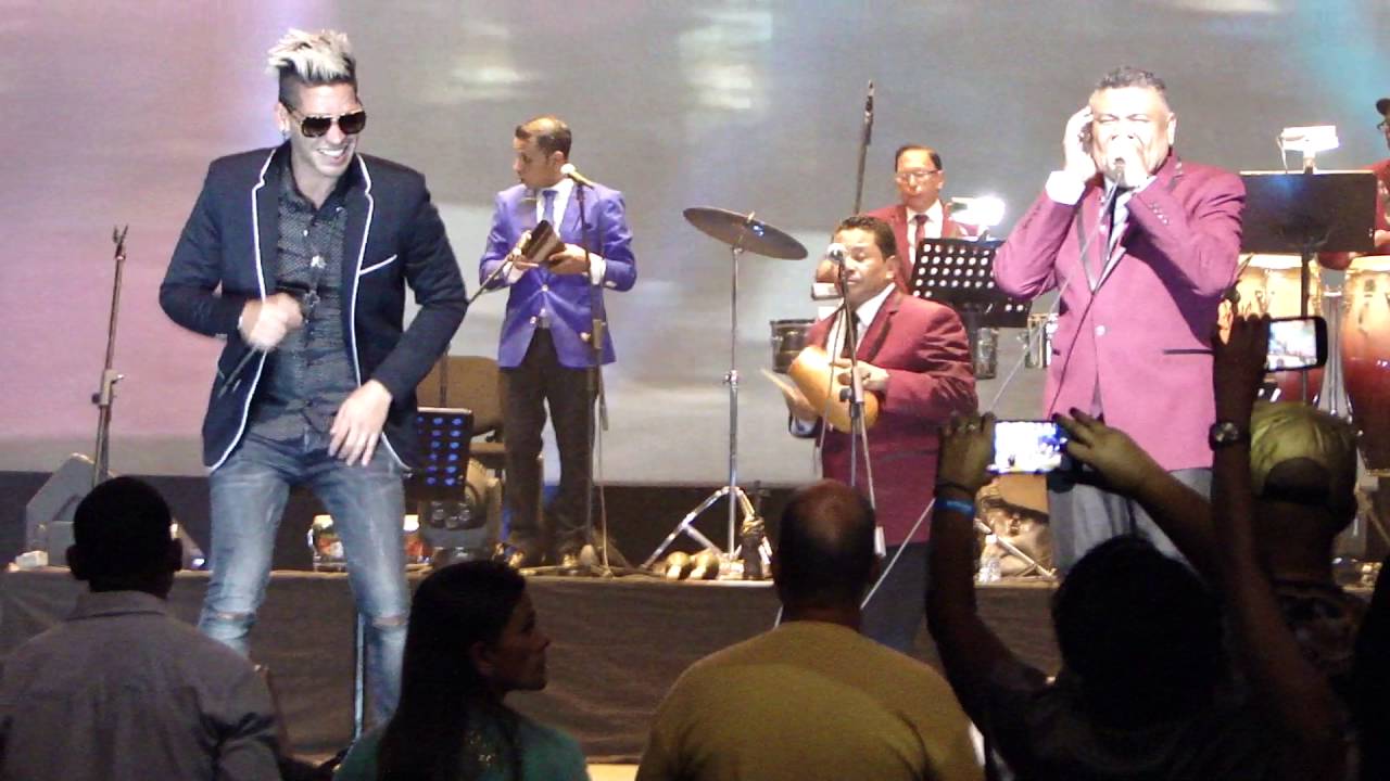 La Dimensión Latina - Generales de la Salsa - Seis semanas