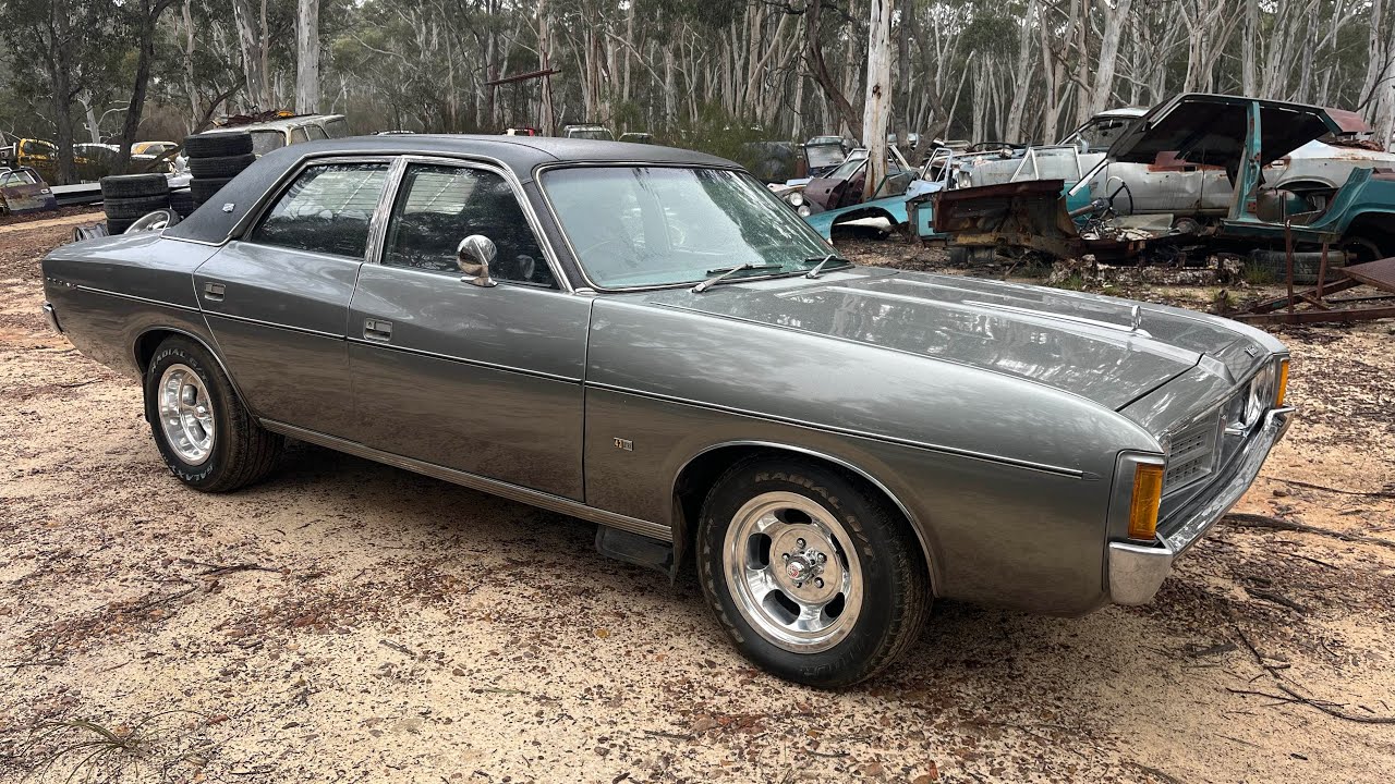 VJ Regal 265 4speed has rego 