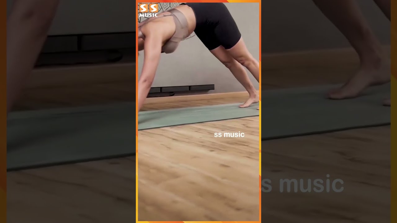 It's Yoga Time ❤️&zwj;🔥 Shriya Saran Latest Video