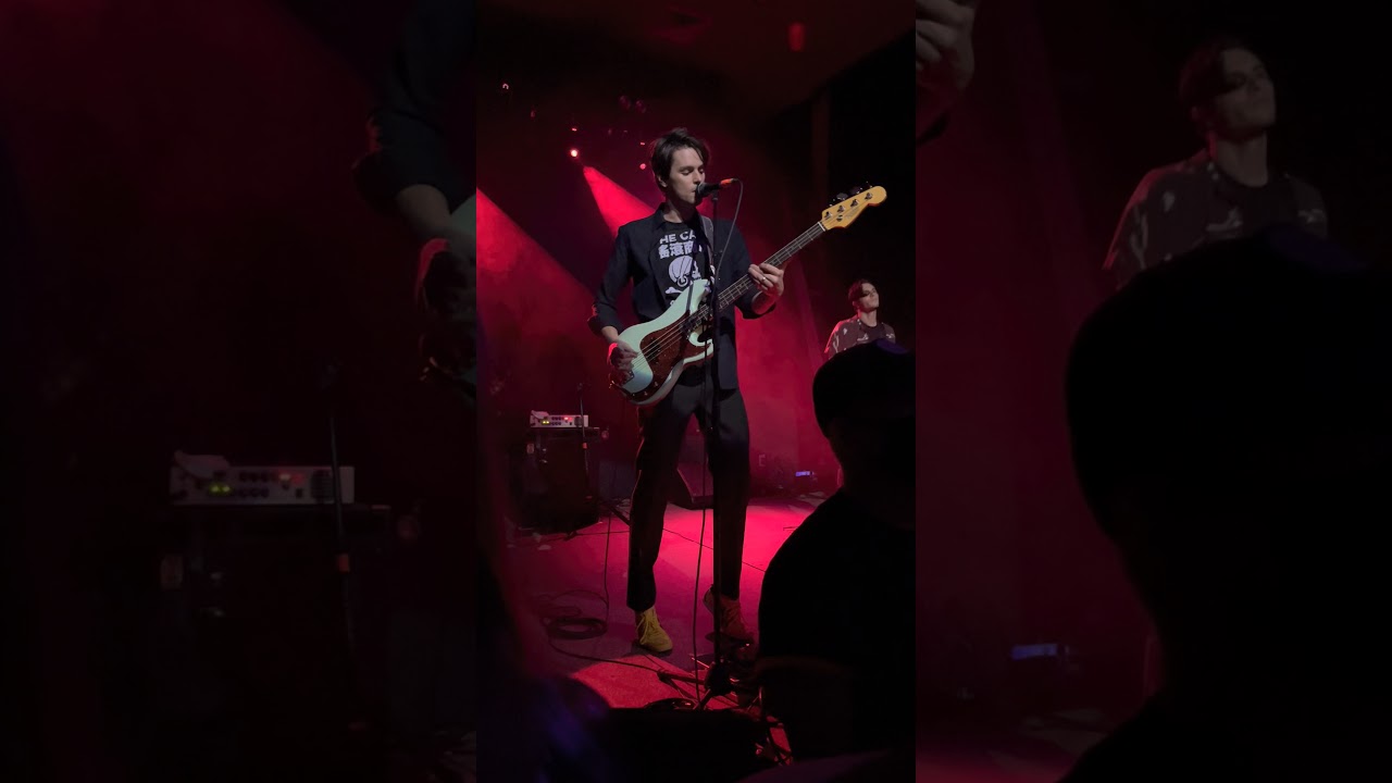 iDKHOW Do It All The Time / Clusterhug LIVE