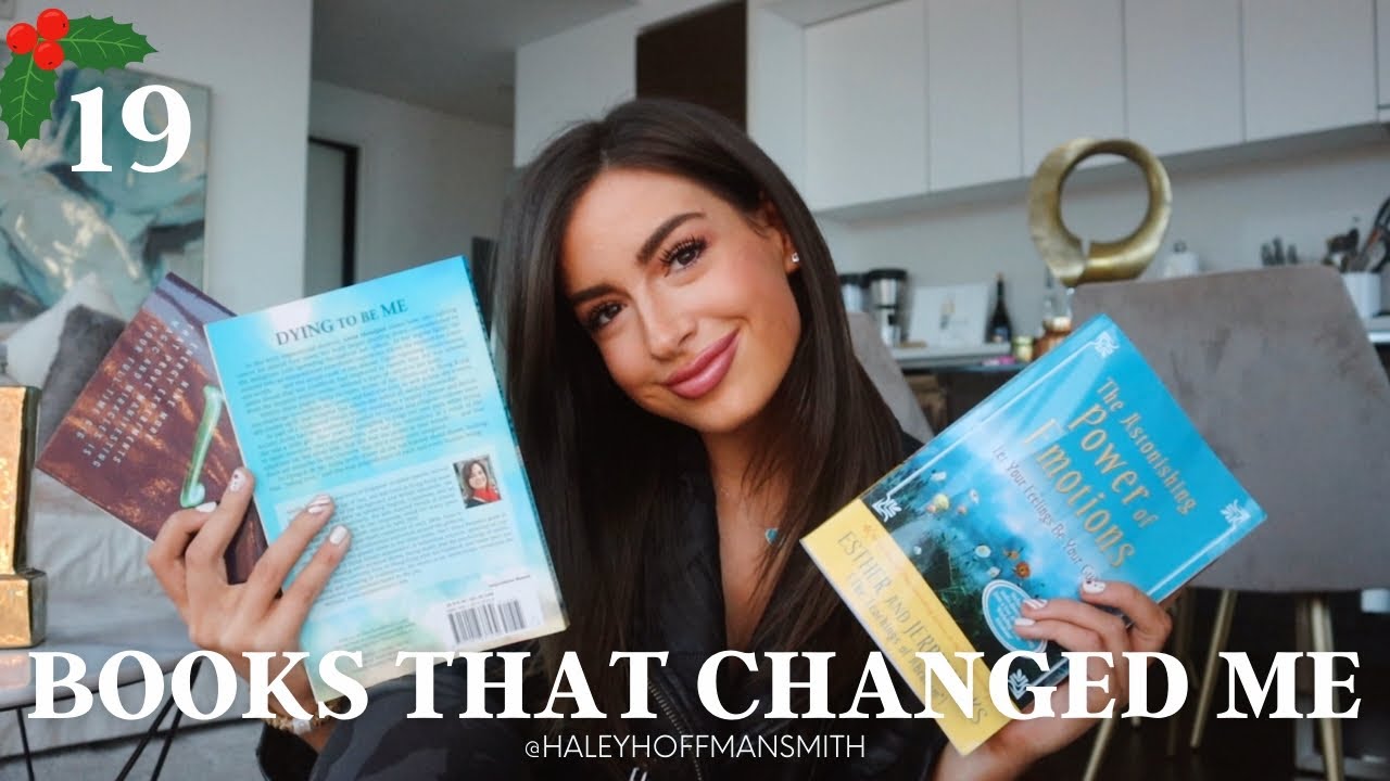 MUST-READ 2022 BOOKS that changed my life NYC VLOGMAS DAY 19